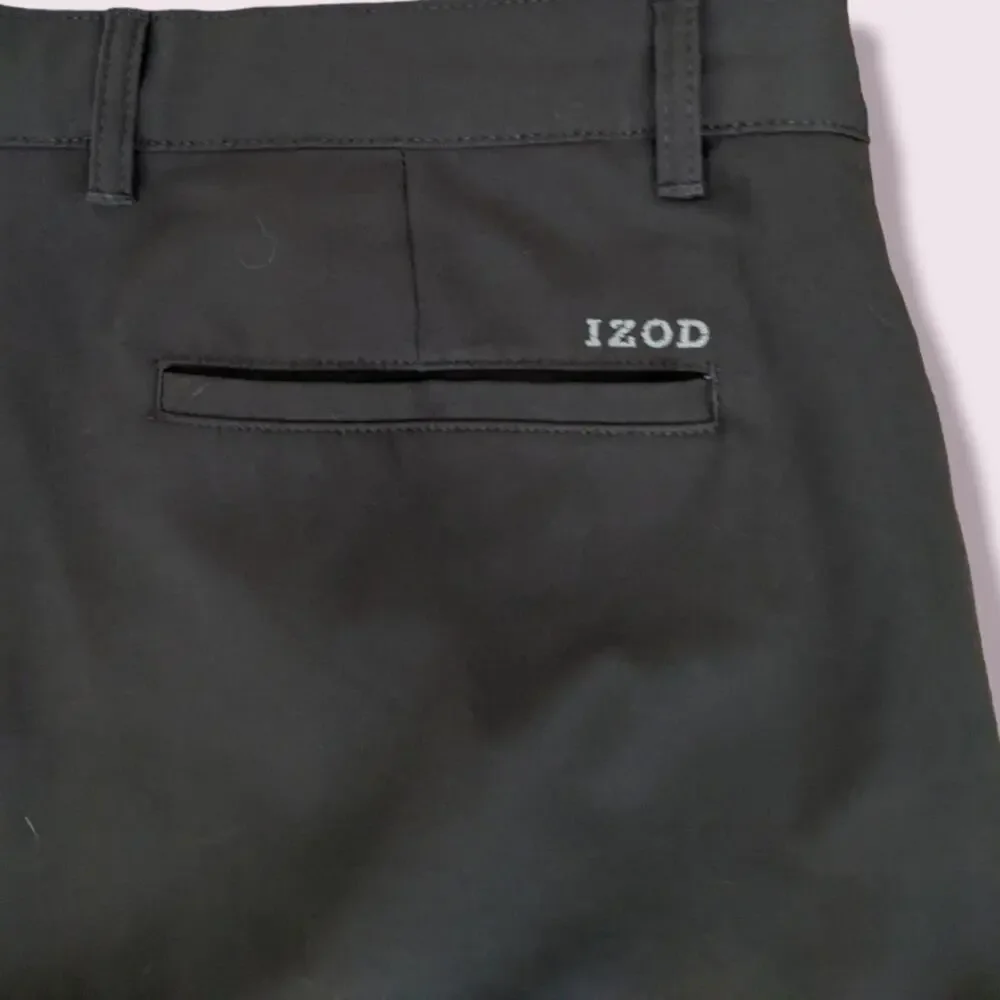 Izod Golf Men's Flat Front Shorts Size 36